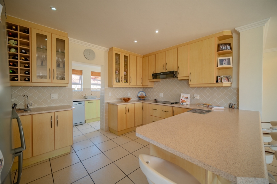 4 Bedroom Property for Sale in St Francis On Sea Eastern Cape